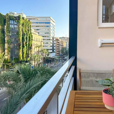 Loft Carla Centrico Y Con Vistas Al Castillo Appartement